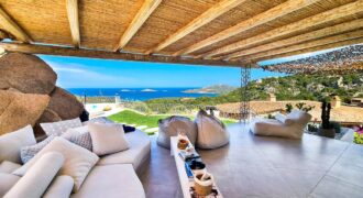 Häuser zu verkaufen Olbia - Agenzia Immobiliare Demuro Villen zu verkaufen Costa Smeralda 82 Agenzia Immobiliare Demuro