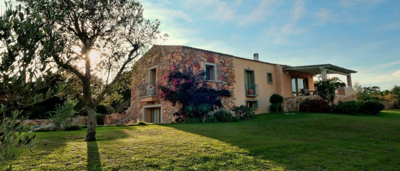 Villa For Sale In San Pantaleo 7 1 Demuro Real Estate Agency