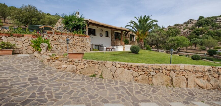 Villa in vendita a San Pantaleo ref Monica