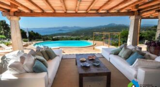 Houses and villas for sale or rent in Costa Smeralda ref Camelia