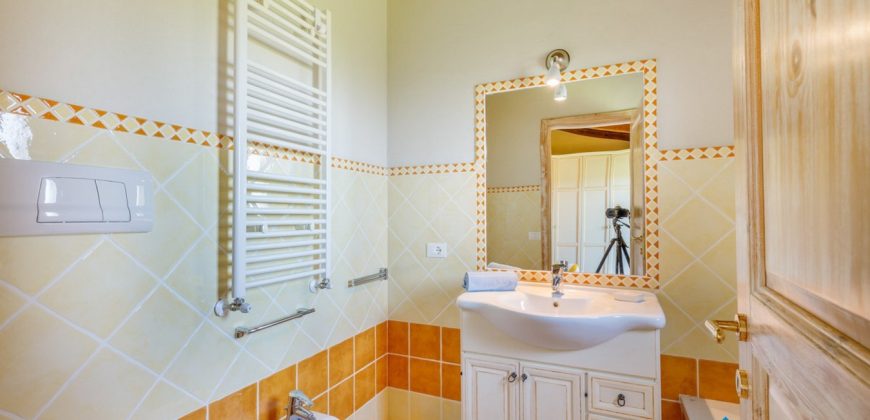 Villa mit Meerblick zu verkaufen in San Pantaleo
