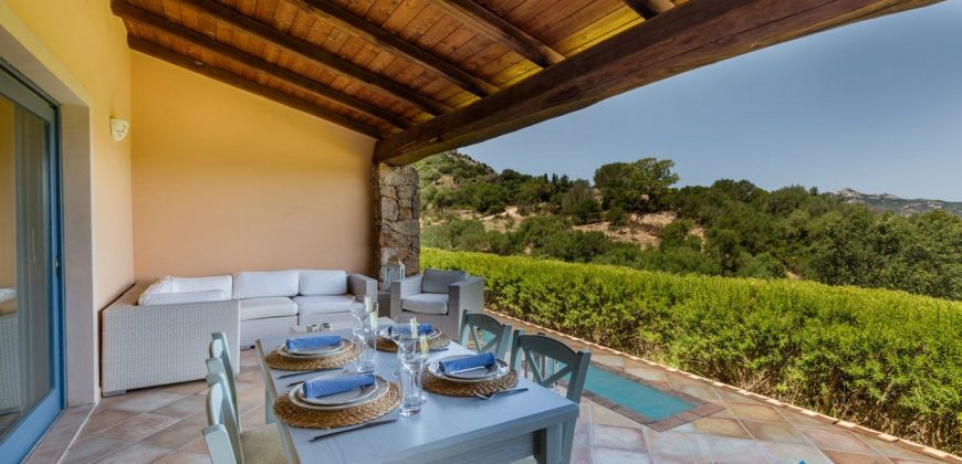 Villa mit Meerblick zu verkaufen in San Pantaleo