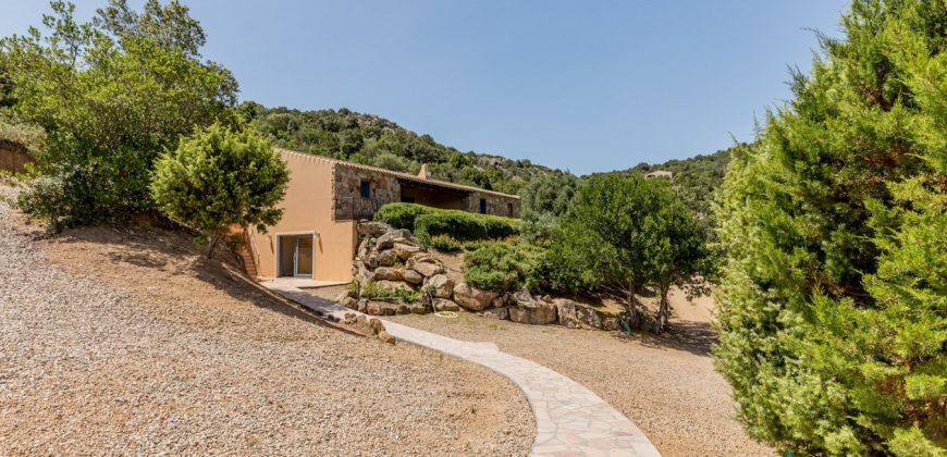 Villa mit Meerblick zu verkaufen in San Pantaleo