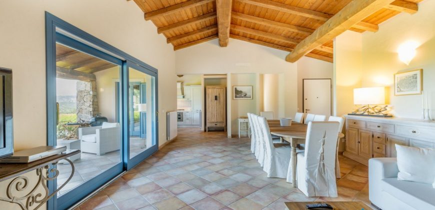 Villa mit Meerblick zu verkaufen in San Pantaleo
