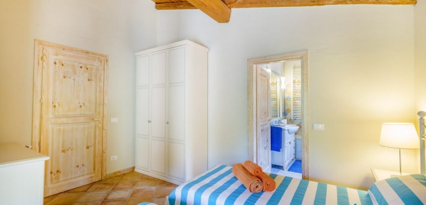 Villa mit Meerblick zu verkaufen in San Pantaleo