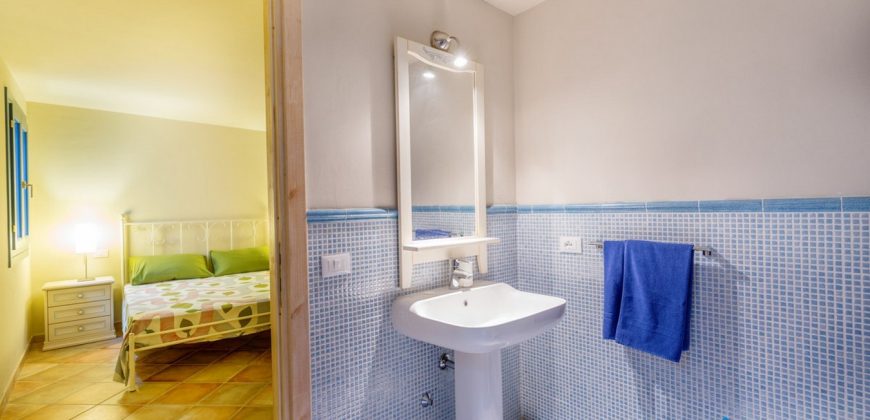 Villa mit Meerblick zu verkaufen in San Pantaleo