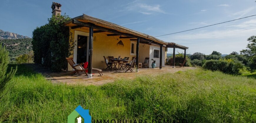 Casa di campagna in vendita a Olbia ref. San Giovanni
