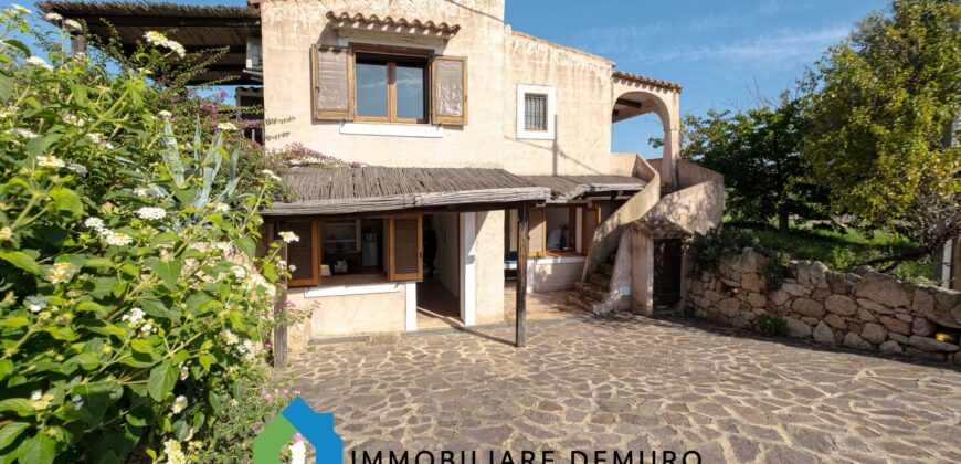 Casa di campagna in vendita a Olbia ref. San Giovanni
