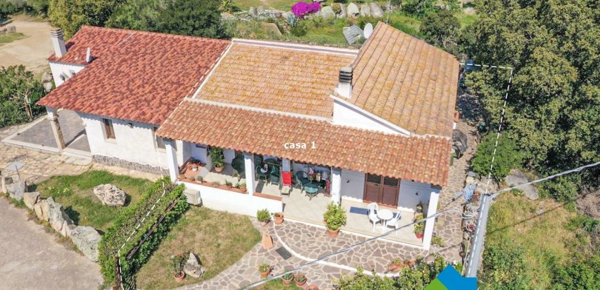 Bauernhaus Zum Verkaufen Loiri Porto San Paolo