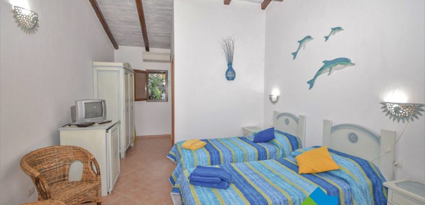 Bauernhaus Zum Verkaufen Loiri Porto San Paolo