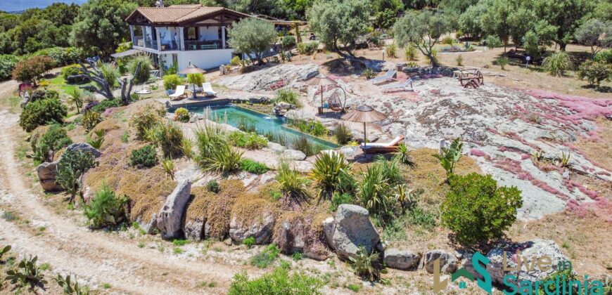 Country Villa for Sale in Telti Ref. Li Ruini