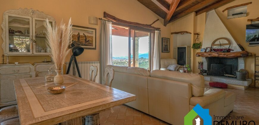 Country Villa for Sale in Telti Ref. Li Ruini