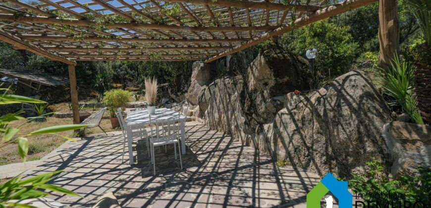 Country Villa for Sale in Telti Ref. Li Ruini