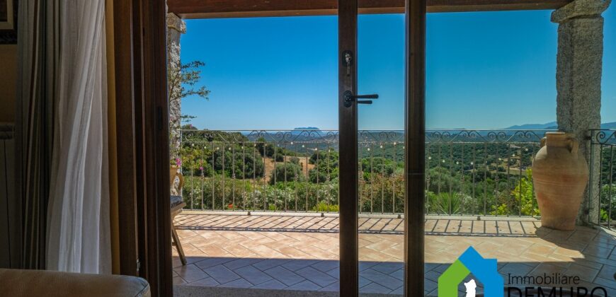 Country Villa for Sale in Telti Ref. Li Ruini