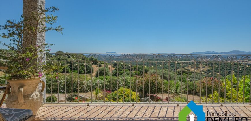Country Villa for Sale in Telti Ref. Li Ruini