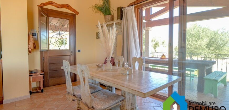 Country Villa for Sale in Telti Ref. Li Ruini