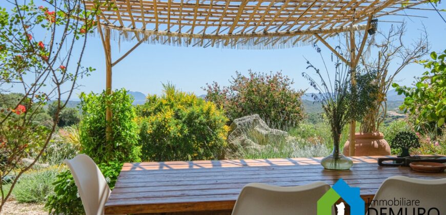 Country Villa for Sale in Telti Ref. Li Ruini