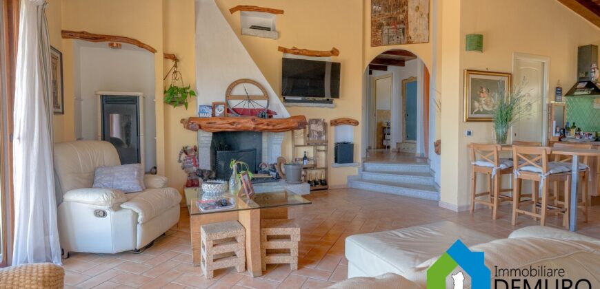 Country Villa for Sale in Telti Ref. Li Ruini