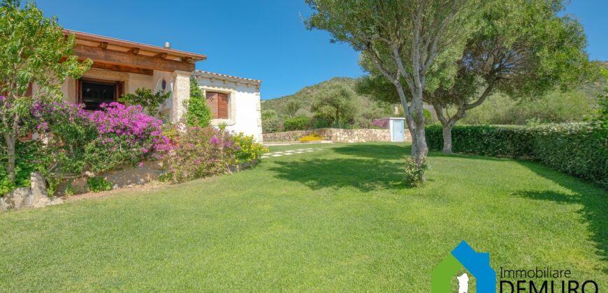 Villa in vendita a Cugnana Olbia Ref. Villa Maria