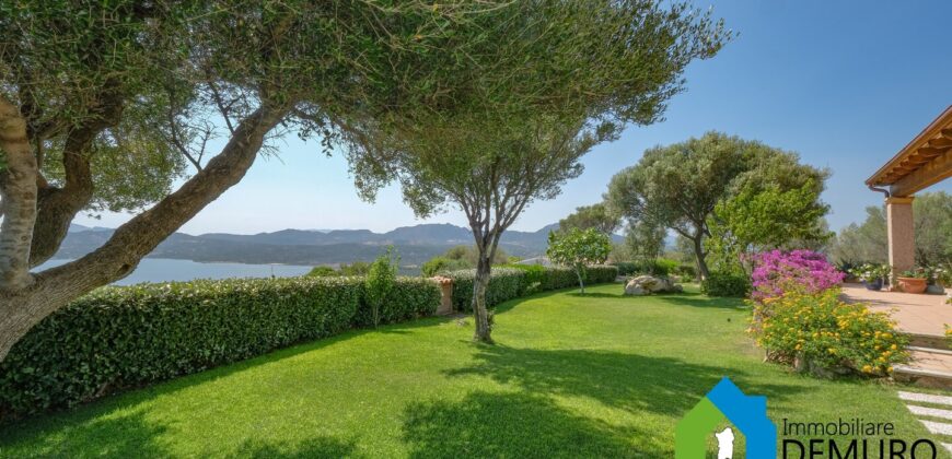 Villa in vendita a Cugnana Olbia Ref. Villa Maria