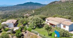 Villa in vendita a Cugnana Olbia Ref. Villa Maria